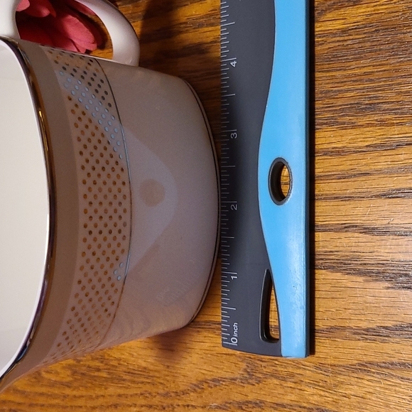 Kate Spade Whitaker Street creamer - Picture 10 of 11